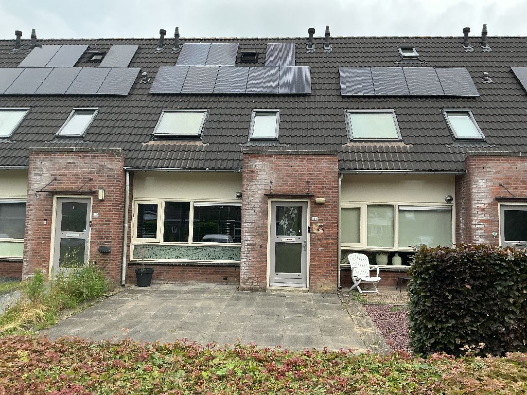 Terraced house for rent: Dijkgraaf 48, Rieshout Zetten