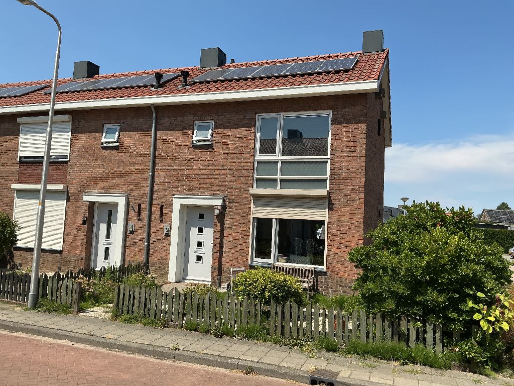 Hoekwoning te huur: Irenestraat 2, Zetten Centrum Zetten